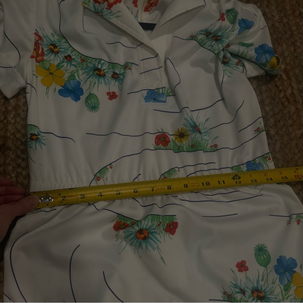 Vintage White Dress with Colorful Floral Design - Picture 11 of 13